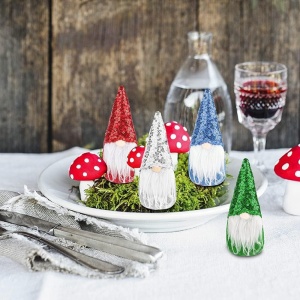 Set de 7 gnomi pentru bradul de Craciun Gukasxi, textil, multicolor, 14 x 6 cm