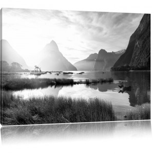 Tablou "Milford Sound New Zealand", panza, alb-negru, 70 x 100 x 1,8 cm