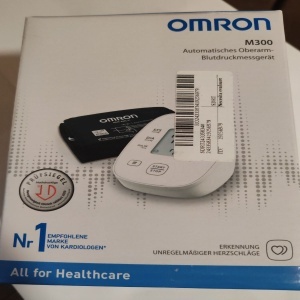 Tensiometru complet automat de brat Omron M300, Tehnologie IntelliSense, Afisaj LCD, Adaptor AC, Alb, Resigilat, Grad A - Img 2