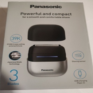 Aparat de ras compact Panasonic Seria 700 ES-CM3BKS503, 3 lame, Japanese blade technlogy, senzor pentru barba, motor liniar ultra-rapid, 45min autonomie Li-Ion, Wet & Dry, incarcare USB type-C, negru/argintiu, Resigilat, Grad A - Img 2