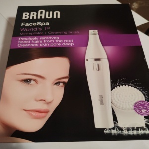 Epilator facial Braun SE810 Face, 10 prinderi, Perie curatare cu micro-oscilatii, Alb, Resigilat, Grad A - Img 2