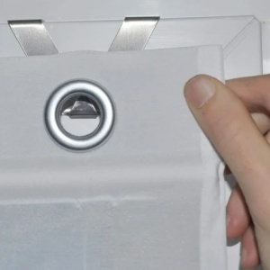 Jaluzea Kutti din poliester și viscoză albă 140x80cm pentru ferestre, control lumină și intimitate interior