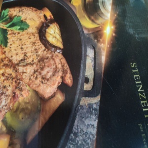 Oala cu capac Steinzeitwerk din fonta, 6 l, 2in1, pentru cuptor, plita, gaz, electric, cu inductie, ovala, 35x25x17 cm, Negru, Resigilat, Grad A - Img 5