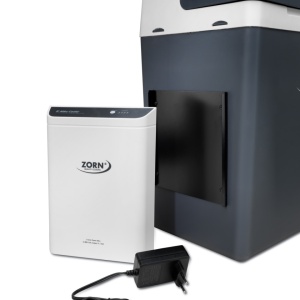 RESIGILAT - Lada frigorifica auto si camping ZORN Z 32 LNP, 29 litri, alimentare 12V/230V + acumulator extern Li-ion 20.8 Ah, racire-incalzire, alb-gri - Img 4