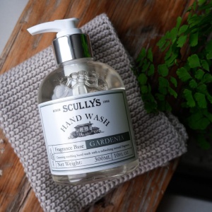 Săpun Lichid Pentru Mâini Scullys, Gardenia, 300 ml - Img 3