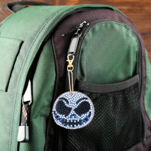 Set de 5 brelocuri cu pictura cu diamante VDYXEW, metal/rasina, multicolor - Img 3