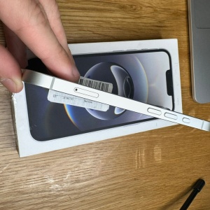 Telefon mobil Apple iPhone 16e, 128GB, 5G, White, Resigilat (Grad A - ca nou), Garantie 12 Luni - Img 9