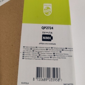 Aparat hibrid de barbierit si tuns, pentru fata, PHILIPS OneBlade QP2724/31, 2 lame 360, cu piepteni (1,3,5 mm), autonomie 45 min (NiMH), saculet pentru transport/depozitare, cablu de alimentare USB-A, fara adaptor pentru priza, Resigilat, Grad A - Img 2