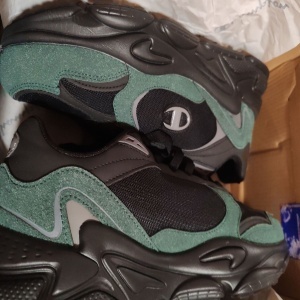 Champion, Pantofi sport cu insertii din plasa Chris, Negru, Verde inchis, 46, Resigilat, Grad A - Img 2