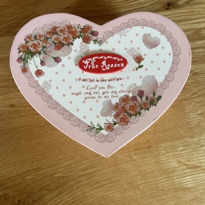 Cutie pentru bijuterii, model inima, roz, 19 x 14,5 x 6 cm