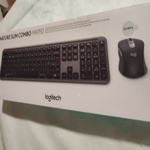 Kit Logitech Wireless Signature Slim MK950, 2.4GHz&Bluetooh, Easy-Switch, Flow, Negru, Resigilat, Grad B