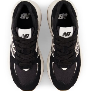 New Balance, Pantofi sport din piele intoarsa cu detaliu logo 57/40, Negru, Bej, 37.5 Resigilat, Grad A - Img 3