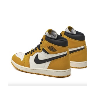 Pantofi sport pentru barbati Air Jordan 1 Retro High OG, Marimea 43, Multicolor, piele naturala, Talpa din cauciuc cu sistem de amortizare Air, model DZ5485 701