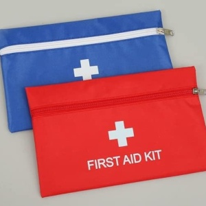 Set 2 genti de prim ajutor Losuya, nailon, albastru/rosu, 23 x 15 cm