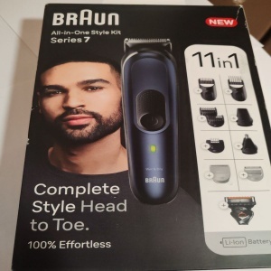 Aparat de tuns multifunctional Braun MGK7440, Wet&Dry, AutoSense, 11-in-1, autonomie 100 minute, geanta, Gri, Resigilat, Grad A - Img 2