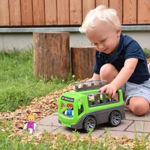 Autobuz Lena Truxx pentru copii cu doua figurine incluse