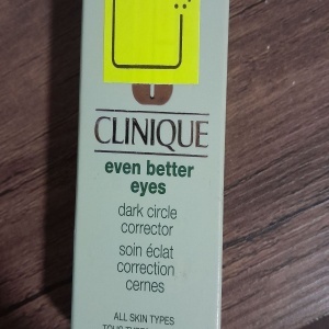 Crema Clinique, Even Better Eyes Dark Circle, corector pentru ochi, 10ml, Resigilat, Grad A - Img 2