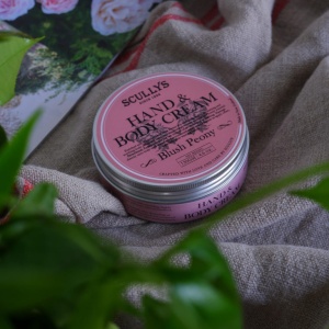 Cremă De Mâini Și Corp Scullys, Blush Peony, 130 g - Img 3