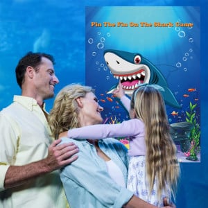 Joc pentru copii cu poster cu rechin si autocolante Fowecelt, hartie, albastru, 73 x 48 cm - Img 4