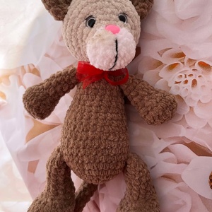 Jucarie de plus ursuletul Barnny, lucrata manual, handmade, textil, maro/bej, 30 cm