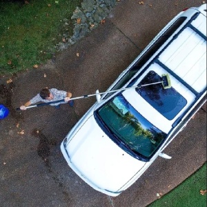 Kit de curatare auto DOCA, tija telescopica si 5 accesorii, aluminiu/microfibra, galben/argintiu - Img 6