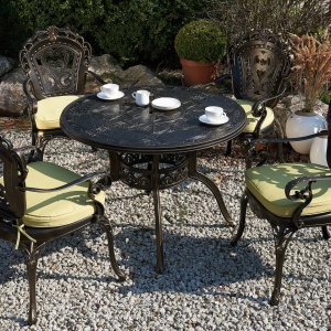Produs Resigilat Masa de gradina Re-Bloom Sapri, aluminiu, 100x100x72 cm, 4 persoane, 150 kg, maro inchis - Verificat A - Img 2