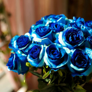 Set de 10 trandafiri artificiali Hawesome, matase/plastic, verde/albastru inchis, 54 cm - Img 7