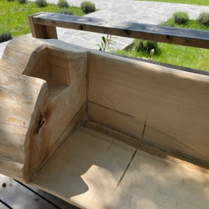 Set de 2 banci cu masa rotunda din lemn masiv de rasinoase - mobilier rustic pentru gradina/ terasa (banci 2-3m, grosime 70-100cm)