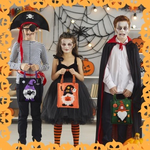 Set de 3 sacose si 3 brelocuri pentru Halloween Weewooday, textil/metal/plastic, multicolor, 15,5 x 19 cm