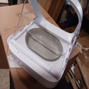 SureFeed automat hrana microcip, 350ml/2x150ml, 310x230x215mm, control microcip/RFID, 3 viteze inchidere, compatibil pana la 32 pisici, bol + bol divizat + pres + pandantiv RFID incluse - Verificat A · Re-Bloom - Img 6