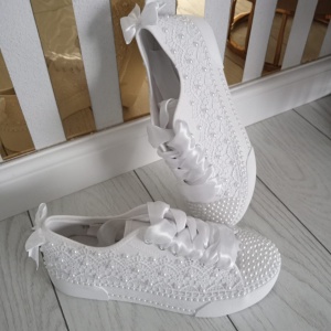 Tenesi LAE albi lucrati manual cu dantela si perle, eleganti, feminini si confortabili, 37 EU - Img 2