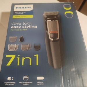 Aparat de tuns barba si parul 7 in 1 PHILIPS Multigroom MG3720/15, Lame cu ascutire, acumulator, 2 piepteni aspect nebarbierit, 2 piepteni barba, 1 pieptene par, Negru, Resigilat, Grad A - Img 2