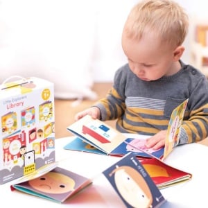 Joc educativ pentru copii si bebelusi, Banana Panda, Little Explorers Library, 4 carti tip acordeon cu ferma, partile corpului, fructe si sentimente, 90 cm lungime - Img 2