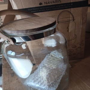 Navaris dozator bauturi 5.6L, suport lemn, robinet inox, maner piele, Transparent/Maro - Verificat A · Re-Bloom - Img 6