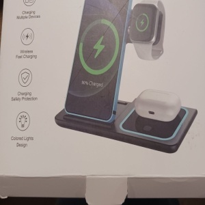 ReadeREST statie de incarcare wireless 3 in 1, telefon, casti si smartwatch, compatibil iPhone, Android, AirPods, Apple Watch, Samsung, Huawei, Xiaomi, alb - Verificat A · Re-Bloom - Img 6