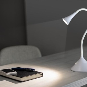 RESIGILAT - Lampa de masa GoGEN LL88W, 3.2W, gat flexibil, culoare alba, clasa energetică A ++ - Img 3