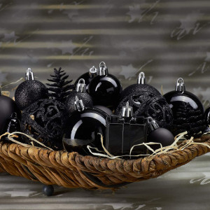 Set de 101 globuri pentru Craciun Brubaker, negru, plastic, 3,5 - 5,5 cm - Img 6