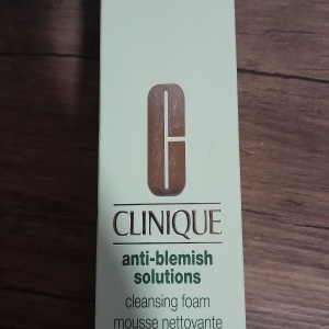 Spuma curatare Clinique, Anti-Blemish Solutions, 125 ml, Resigilat, Grad A - Img 2