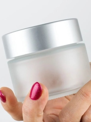 Ele Frost üvegtégely fedéllel, 100 ml