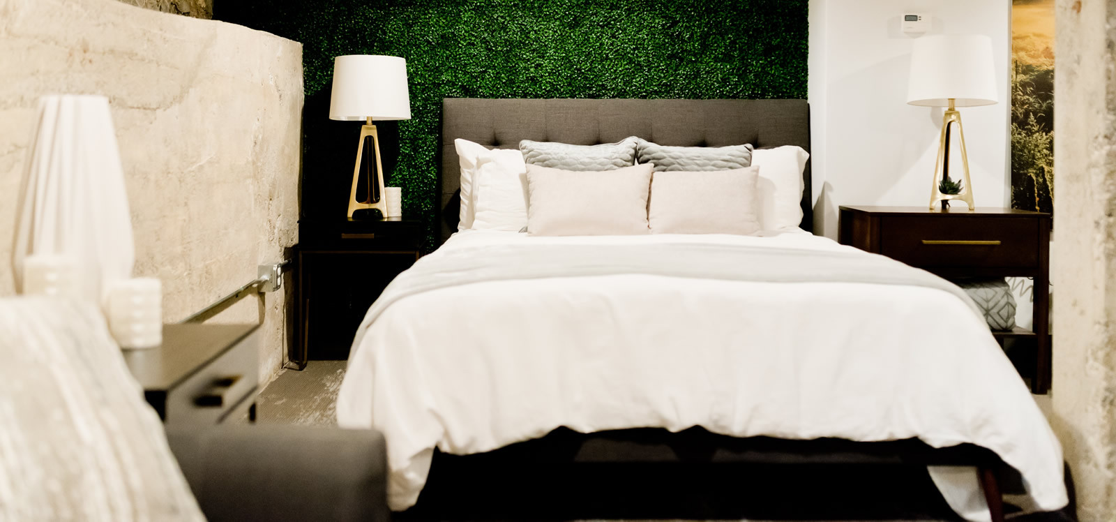 Beneficiile unui pat tapitat cu somiera rabatabila