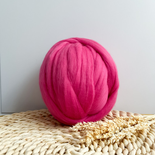 Giant Merino Wool Thread - Fuchsia 200 g, 9m