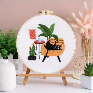 Embroidery kit - Black cat - pattern 2