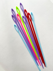 Set 2 ace de plastic - 15 cm - colorat