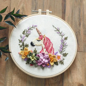 Kit pentru brodat - Unicorn