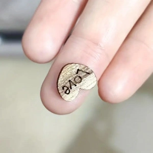 Inimioare din lemn - Love - 20x13mm - set 50 buc