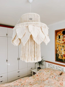 Exemplu - Abajur realizat de Atelier Macrame