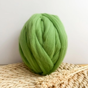 Fir Gigant Lână Merinos - Light Green 200 g, 9m