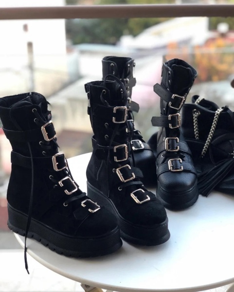 Bocanci Season Black Suede