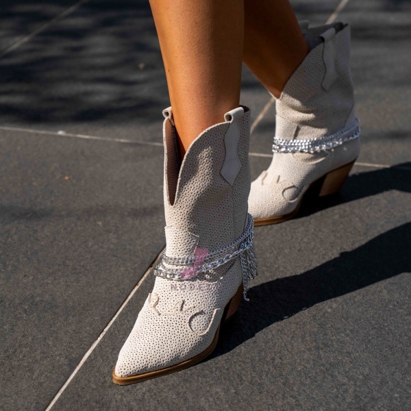 Ciocate Noelle Perforated Cream