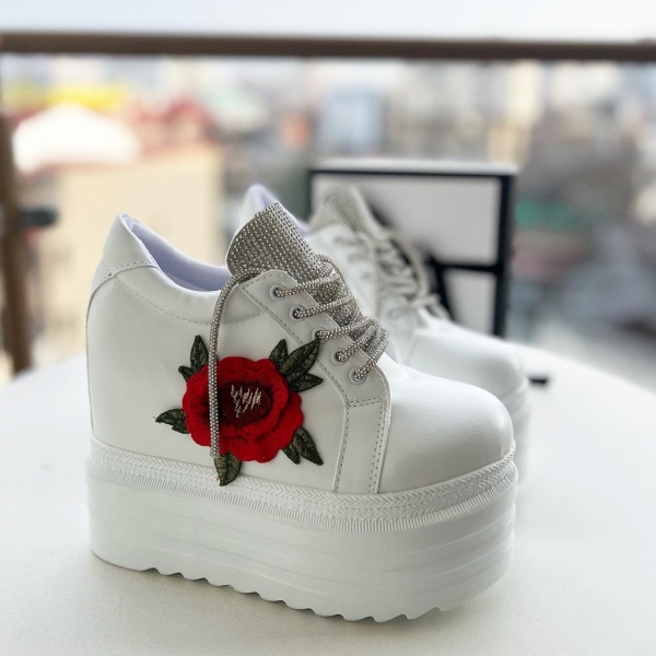 Sneakersi Bloom